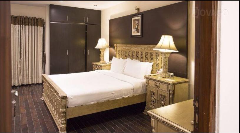 Maisonette Hotel & Apartments Lahore Exterior photo